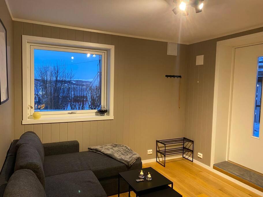 Aurora Apartment Very Close To Cable Car And Sherpatrappa ترومسو المظهر الخارجي الصورة